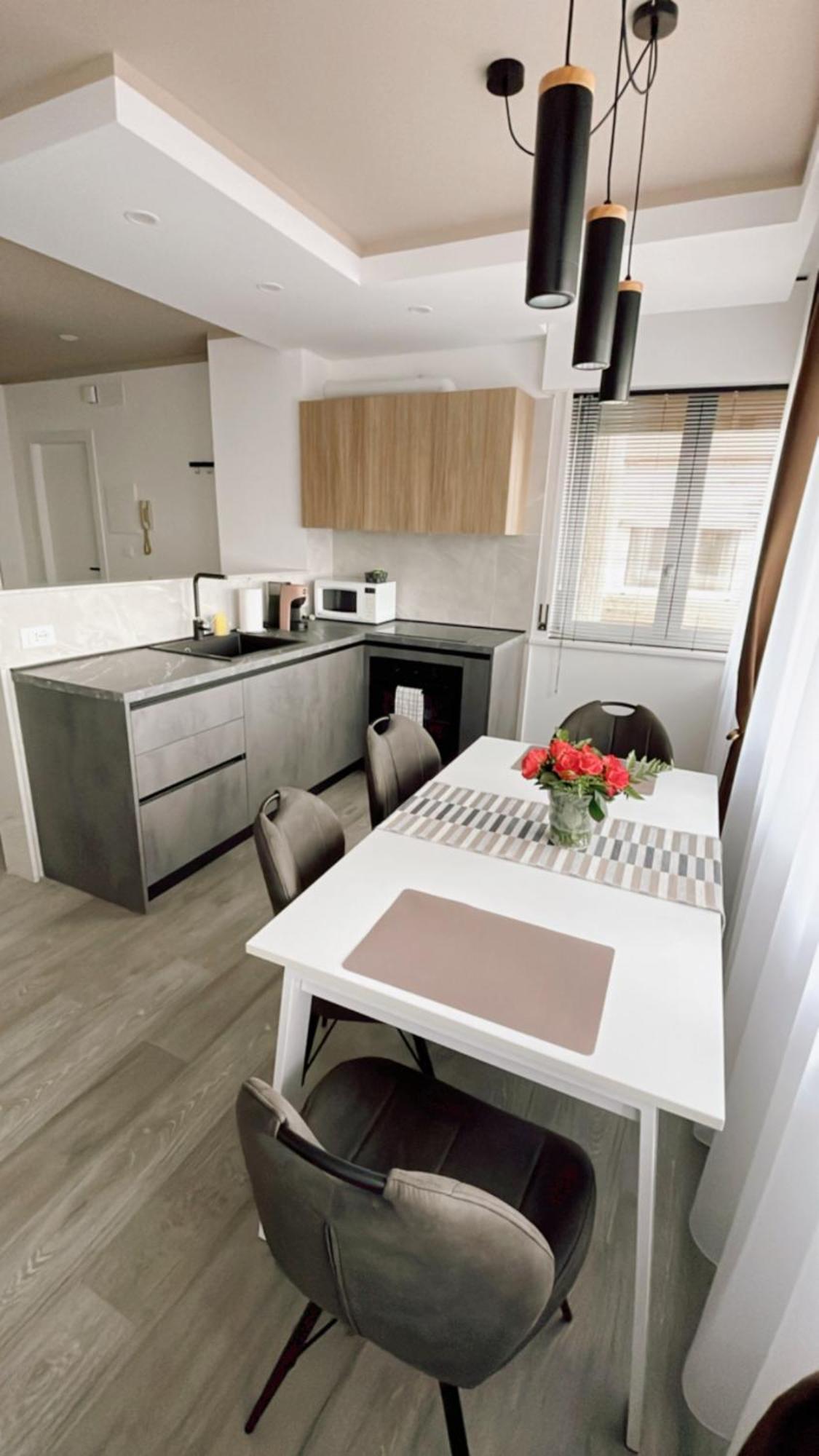 7 Sky Udine Apartment ภายนอก รูปภาพ